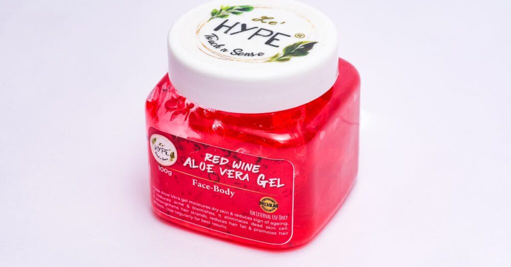 高級感のあるパッケージながら手が届く価格帯のスキンケア製品が並ぶイメージ画像。