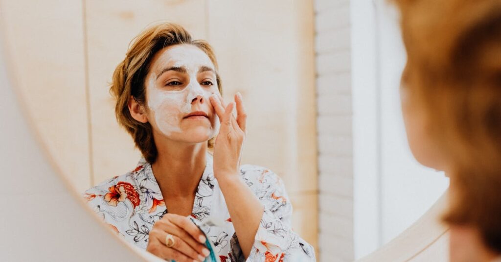 乾燥肌の人が使うべき低刺激クレンジングの例と効果を示す図