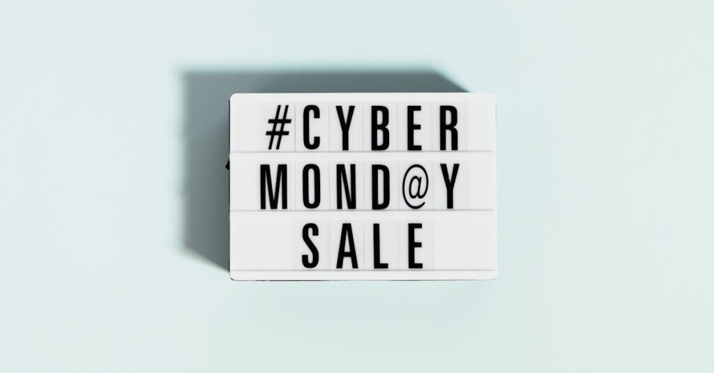 スキンケア商品を公式サイトやECモールで比較しながら購入しているイメージ画像。