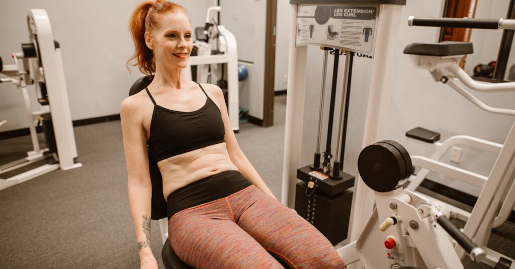 ホルモンバランスの乱れと大人ニキビの関係を示す女性のイラスト