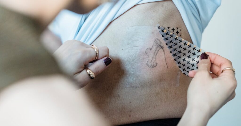 過剰なピーリングやスクラブによって肌に逆効果が出ているイメージ画像