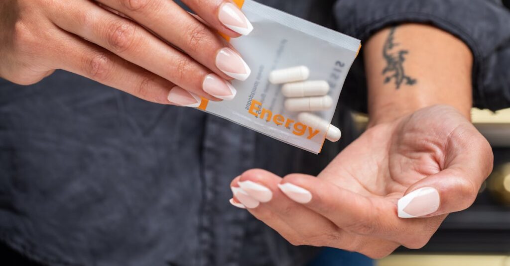 すっぽん小町で美肌を実感した女性が微笑むイメージ