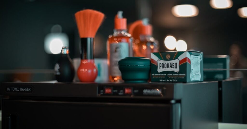 洗練されたメンズ用ヘアケア製品のボトルデザイン