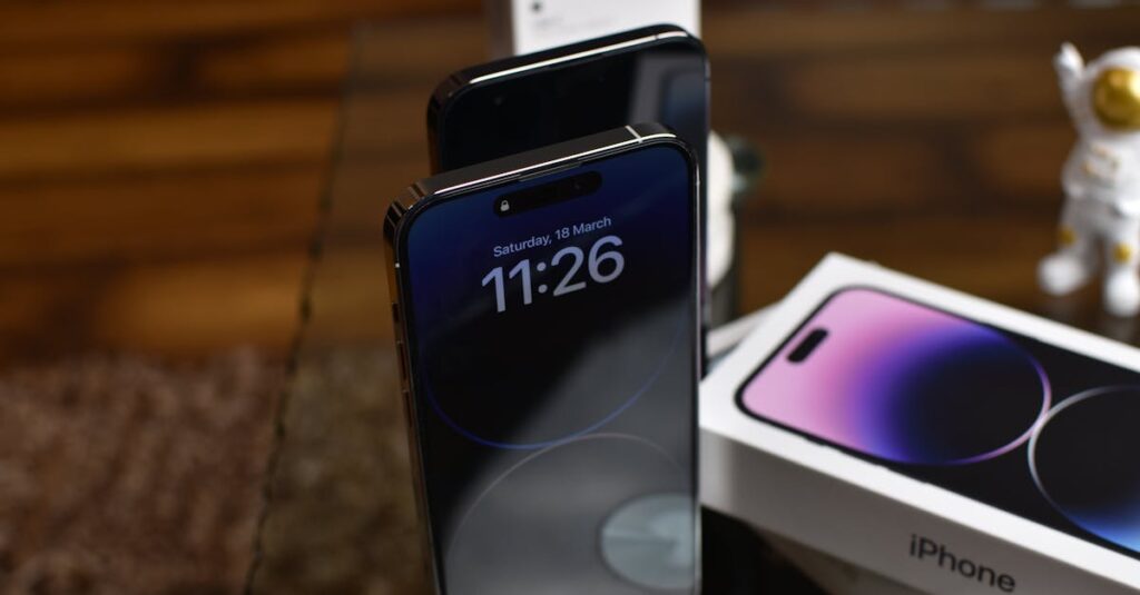 マルコの無料体験についての良い口コミと悪い口コミを比較して分析するシーン