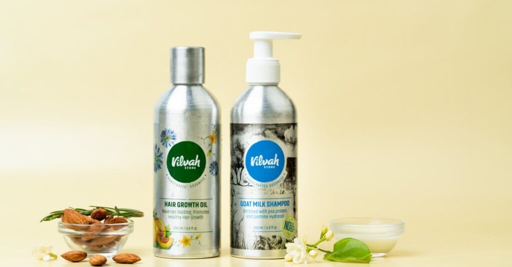 髪の根元が立ち上がりボリューム感のあるスタイリングのイメージ