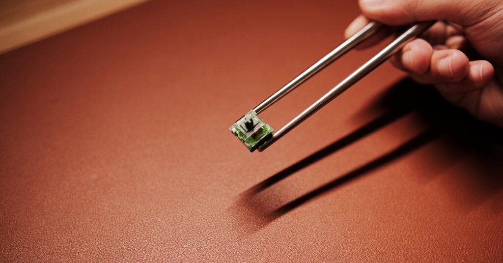 SOELUを実際に利用しているユーザーたちの満足そうな様子や感想をイメージした画像