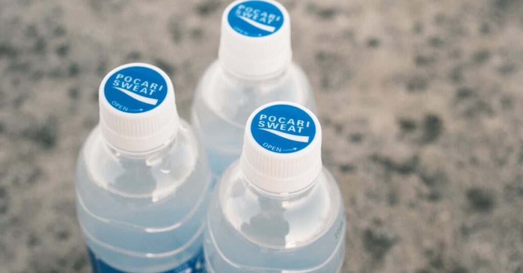 日田天領水のボトルに記載されたシリカ含有量90mg/Lのラベル部分のクローズアップ