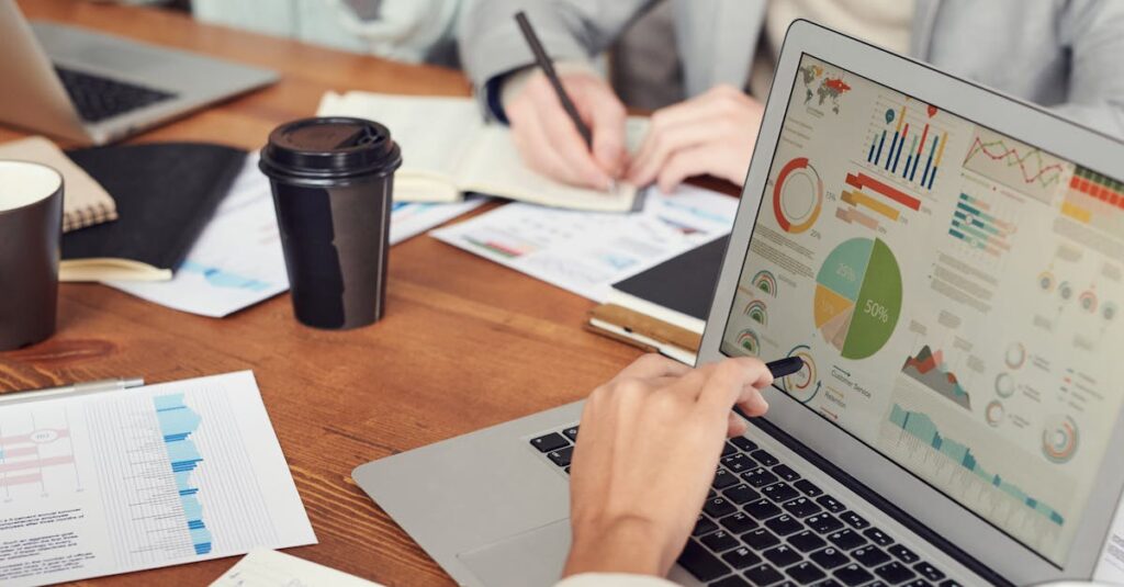 レチノール美容液使用前後の肌比較画像を示すイメージ