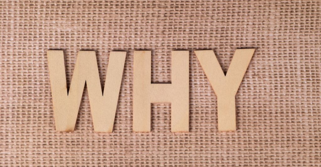 ジムの無料カウンセリングでトレーナーに質問するシーン