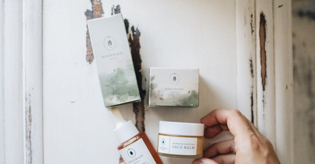 スキンケア商品の口コミ評価をスマホで確認している様子。星評価やレビューコメントが表示されている画面