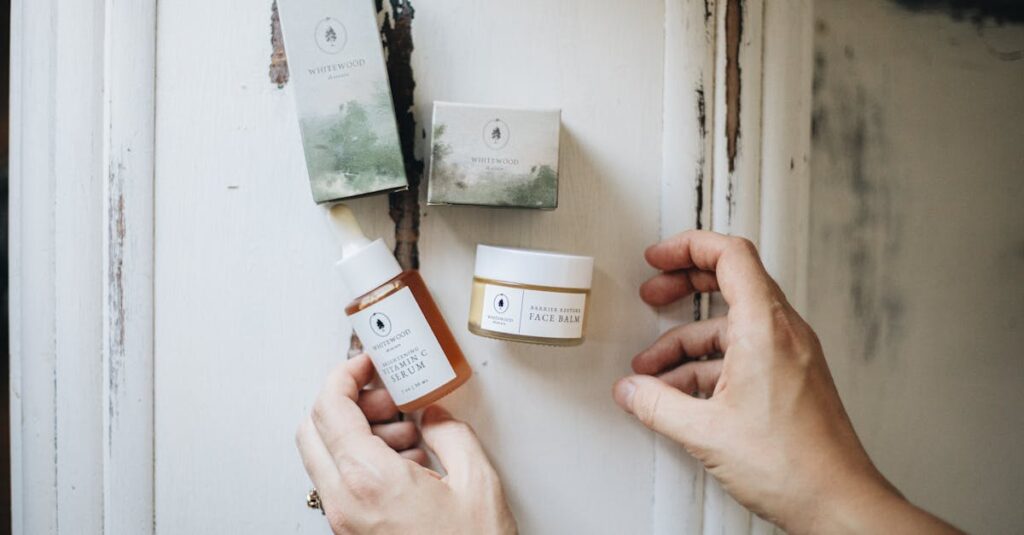 プロアクティブの3ステップスキンケアルーティンの流れを図解したビジュアル。洗顔・化粧水・美容液の順番を示す