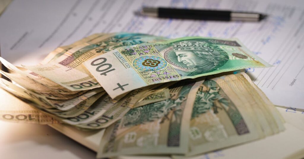 脱毛を自己投資として捉える女性のイメージ画像