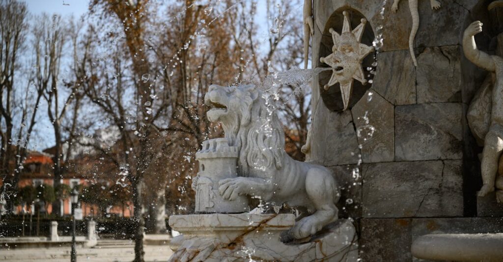 シリカ含有量が高いミネラルウォーター同士の比較グラフやボトル写真