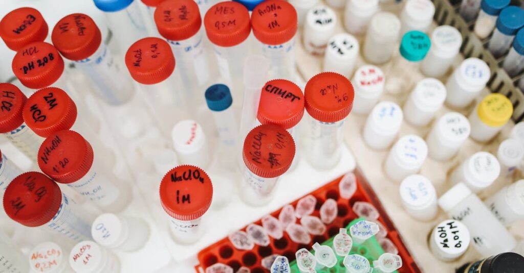 株式会社DECENCIAの研究体制と開発拠点の様子。肌へのやさしさとエビデンスを両立するスキンケア技術の根拠を示す画像