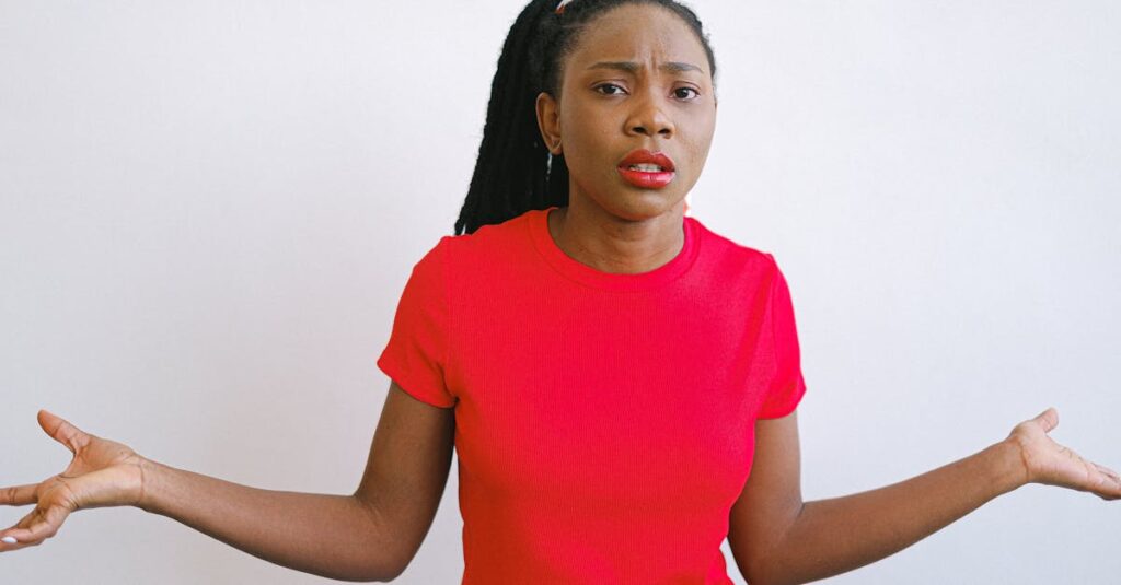 ドクターズコスメに対して不安を感じている女性のイメージ