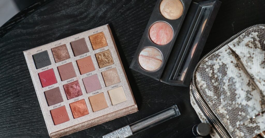 アンプルールの初回限定トライアルキットの内容が並べられた画像