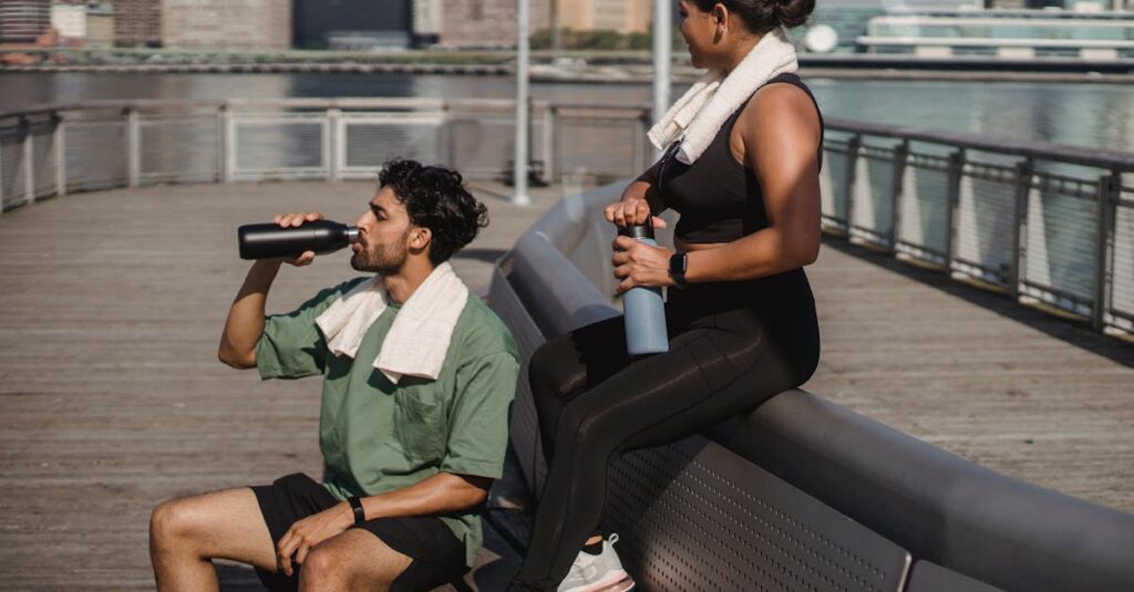 まろやかで飲みやすい日田天領水を毎日続ける女性の様子