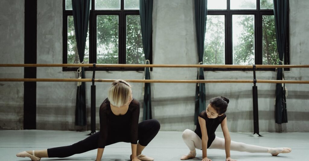 生徒が笑顔でインストラクターにお礼を伝えるシーン。丁寧で親身な対応に感謝の口コミが多い