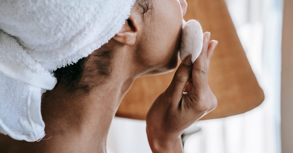 敏感肌や乾燥肌の注意点を説明するビジュアル。刺激に弱い肌への対応策も含まれているイラスト