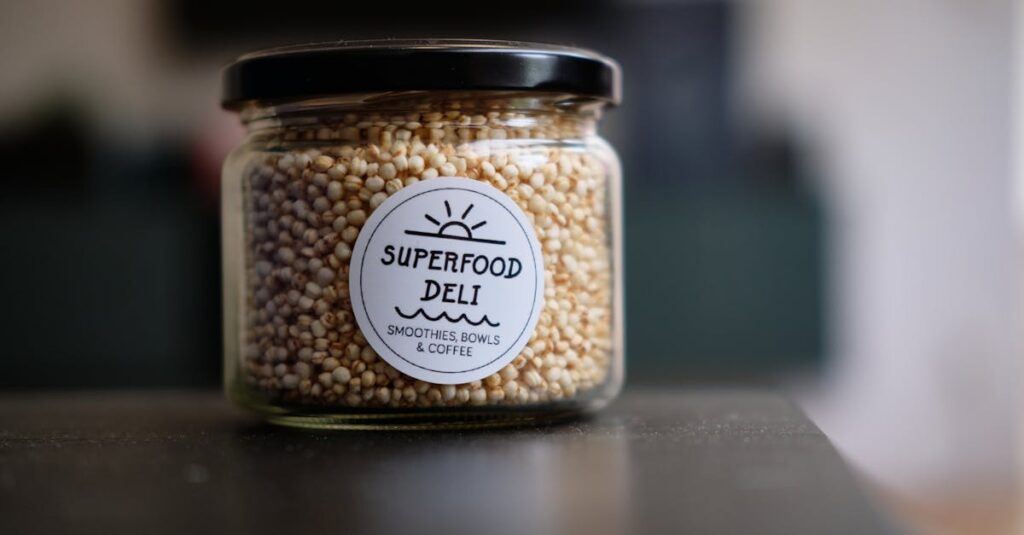 ディセンシアのスキンケア製品の成分表示ラベルにフォーカスした写真