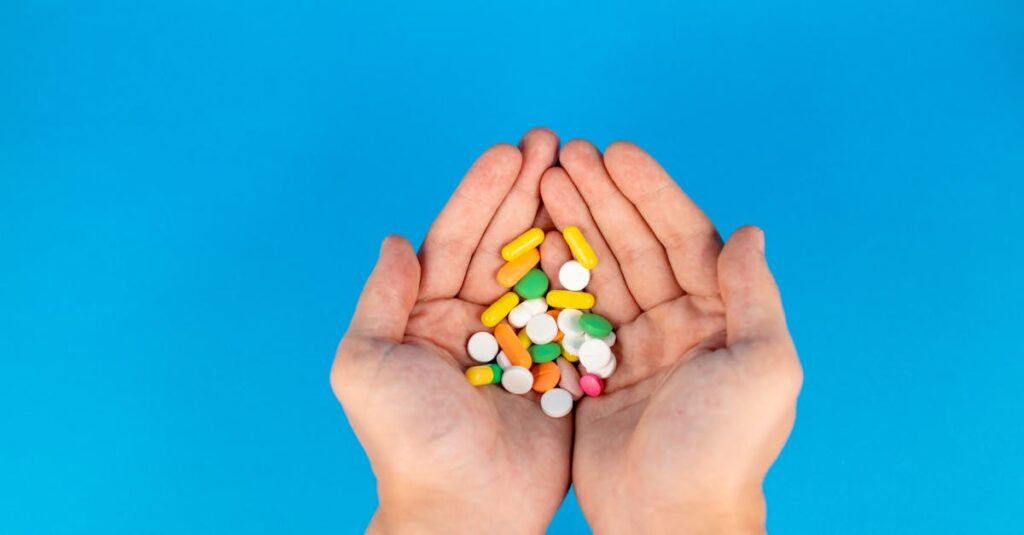 NMNサプリが注目される科学的背景と細胞レベルの若返りメカニズムを説明するイメージ