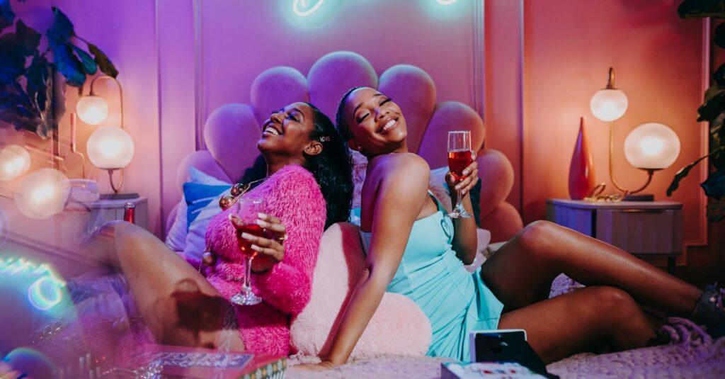 美容感度の高い女性たちがアスタリフトのコラーゲンドリンクをSNSで紹介している様子。