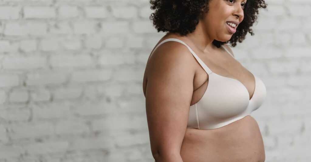 マルコの体験を通じて意識や気持ちに変化があった女性の前向きな姿