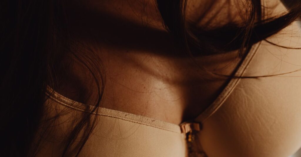脂肪吸引と豊胸を同時に行うことで体型全体のバランスも美しく整う