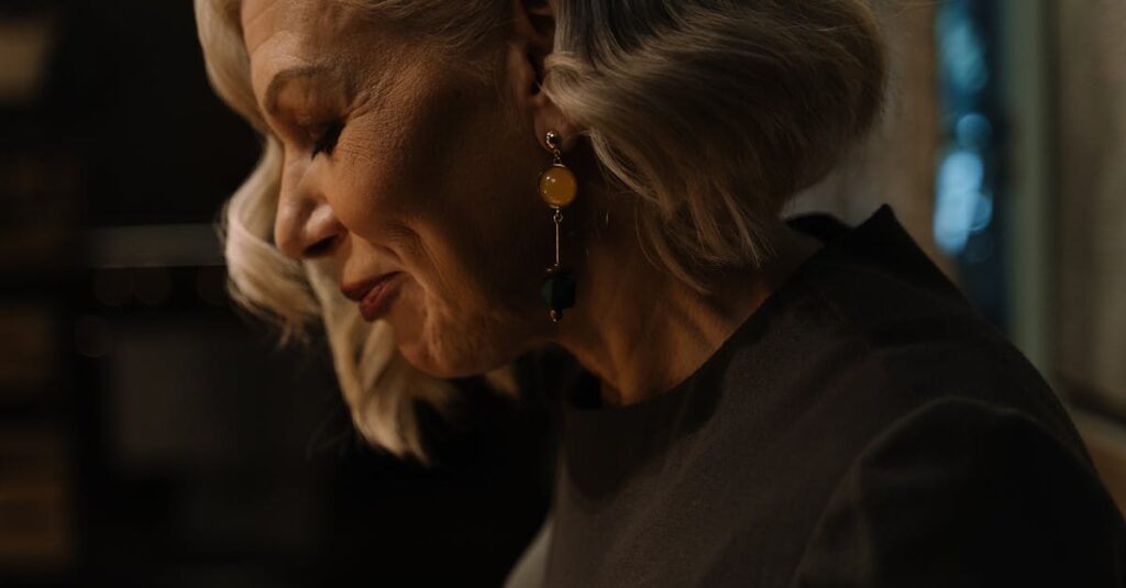 使用前の白髪や髪の状態のクローズアップ写真