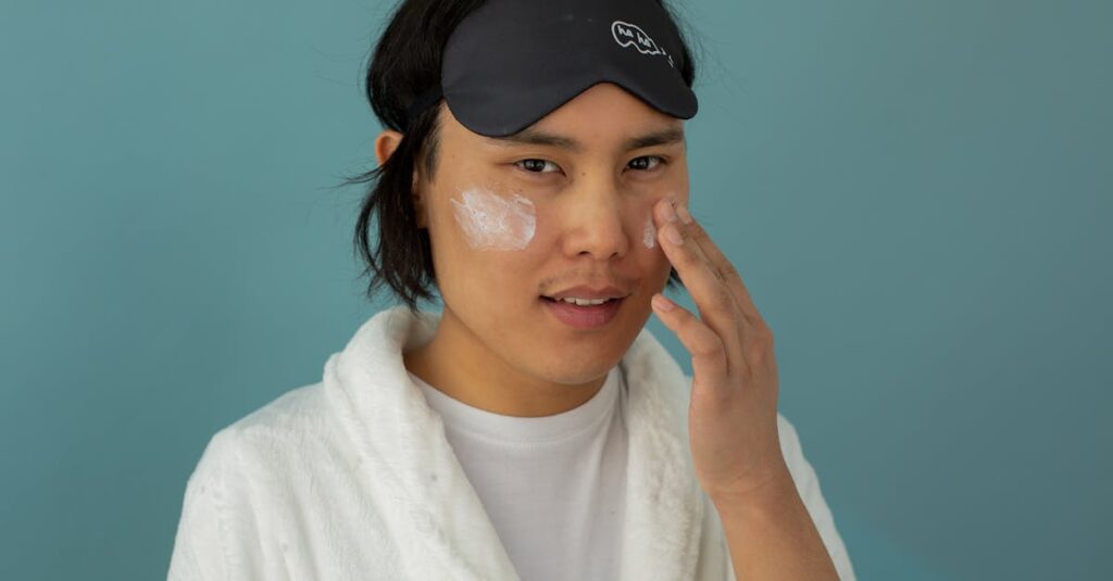 朝と夜のディセンシアスキンケア使用方法を比較したイメージ図