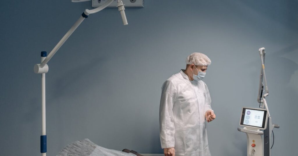 信頼できる技術力とアフターケアで安心して任せられるTHE CLINICの医師陣