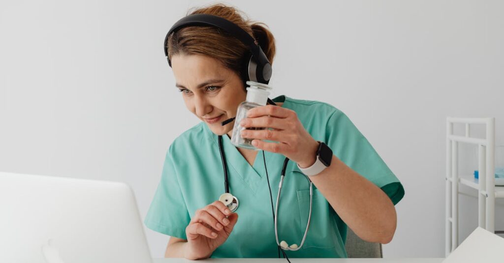 エミシアクリニックでのオンライン予約と問診の流れ