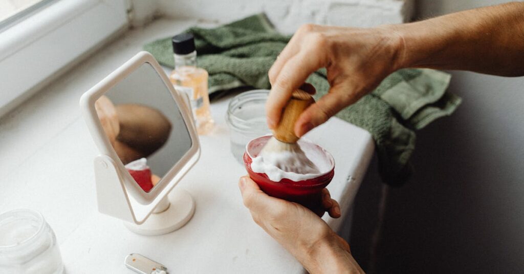 間違った髭剃りと洗顔でダメージを受ける男性の肌イメージ