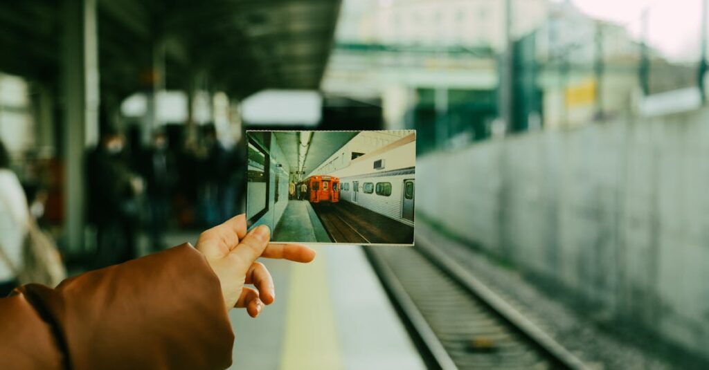 従来型とオンライン型結婚相談所の違いを比較する視覚的イメージ