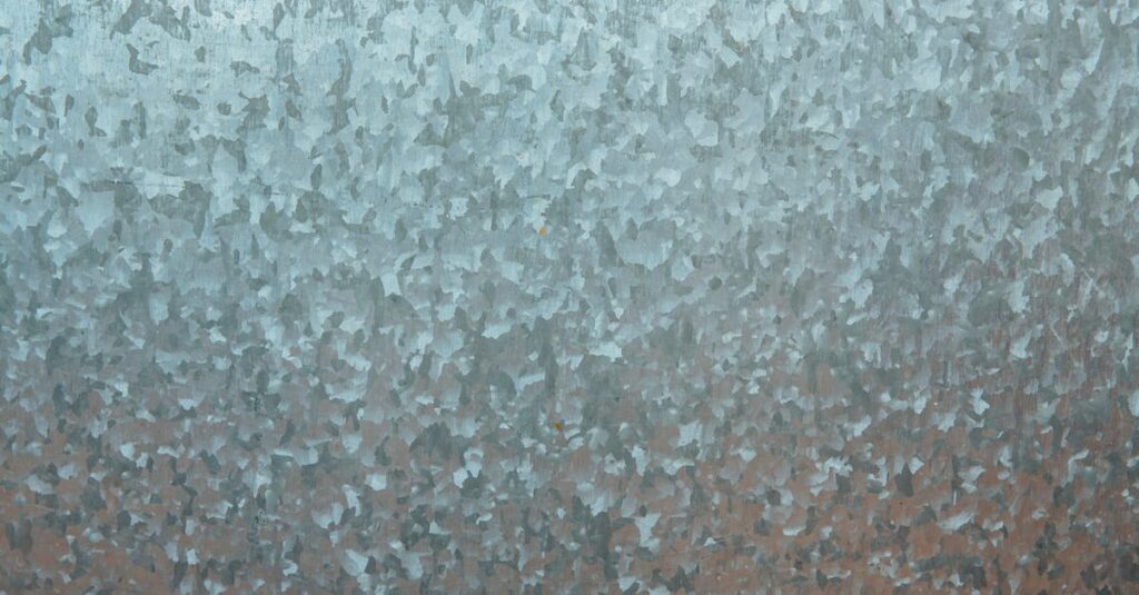 染まりにくい白髪や硬い髪のクローズアップ写真