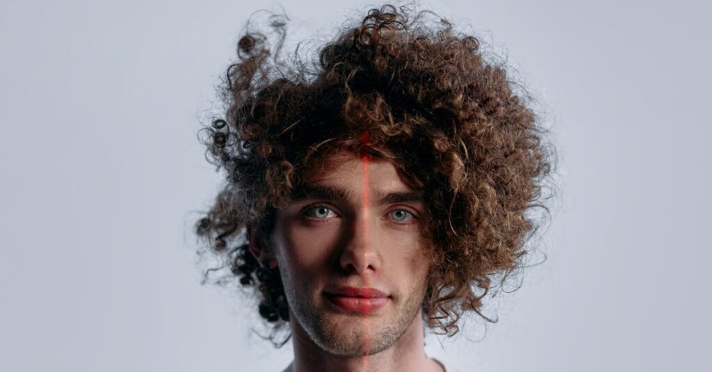 発毛剤使用で効果が出やすい人と出にくい人の違いを示すイメージ