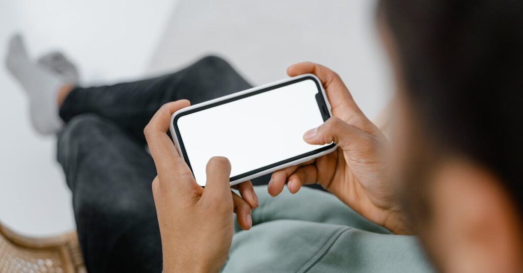 オンライン婚活に対する不安や利用者のポジティブな声を表現したイメージ