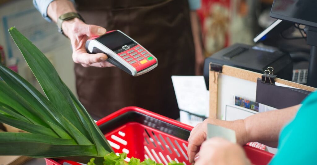 プロアクティブ購入先の比較図。公式サイト、Amazon、楽天などの選択肢とそれぞれの特徴