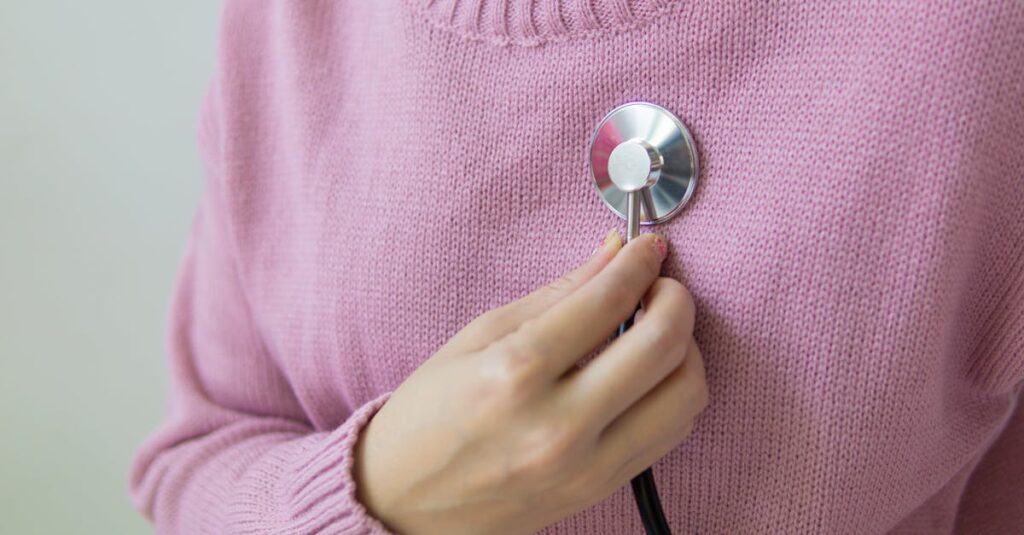 自宅でできる肌質チェック方法を紹介する図解。脂性肌・乾燥肌・混合肌などの分類を自己判断するチャート